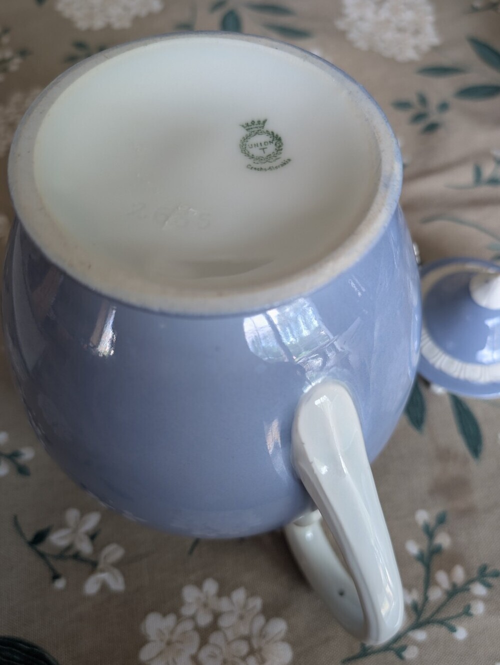 Union T Musterschulz Blue Relief Ceramic Teapot Set - Picture 12 of 15